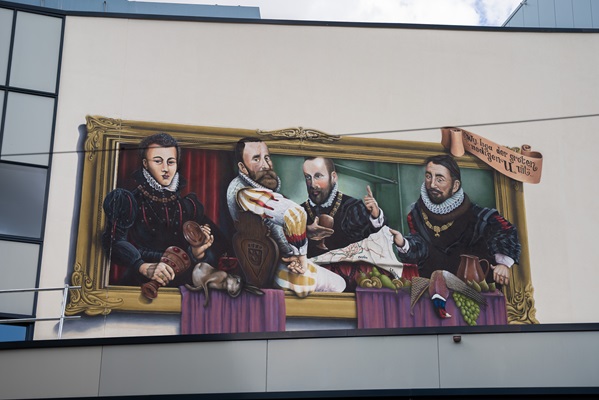 Graaf Philips van Horne, hier afgebeeld op een gebouw in Weert